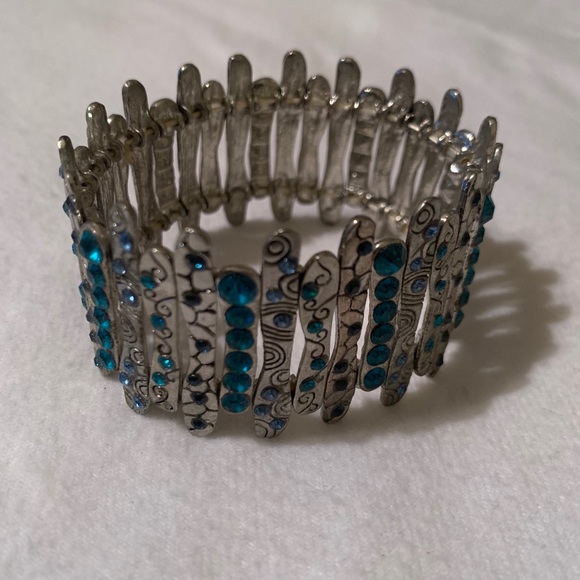 3 Adjustable bracelets - Picture 4 of 7